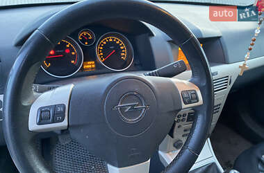 Универсал Opel Astra 2008 в 