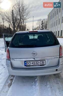 Универсал Opel Astra 2009 в 