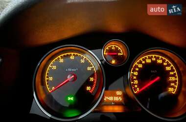Универсал Opel Astra 2009 в 