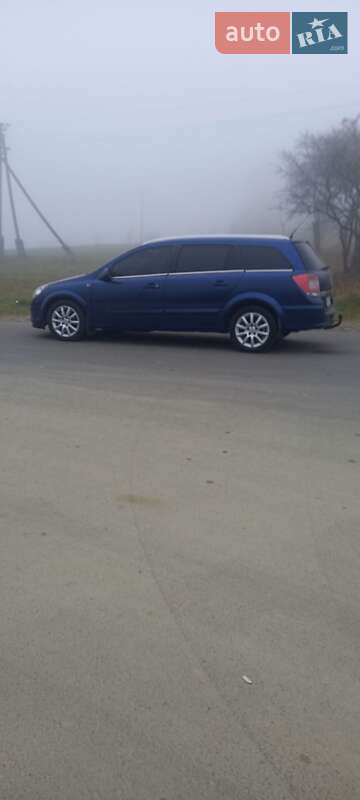 Универсал Opel Astra 2008 в Богородчанах