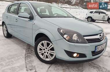 Хэтчбек Opel Astra 2009 в Тернополе