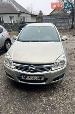 Хетчбек Opel Astra 2008 в Кам'янському