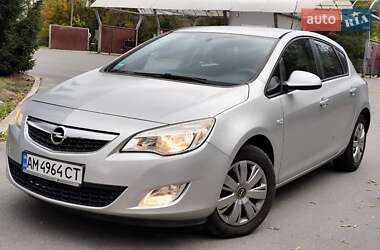 Хетчбек Opel Astra 2010 в Бердичеві