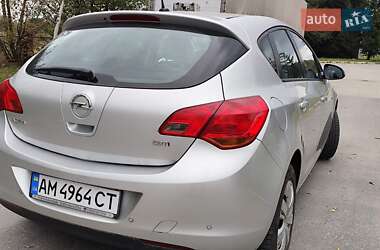 Хетчбек Opel Astra 2010 в Бердичеві