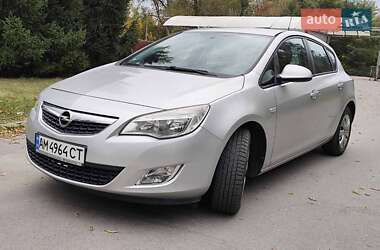 Хетчбек Opel Astra 2010 в Бердичеві