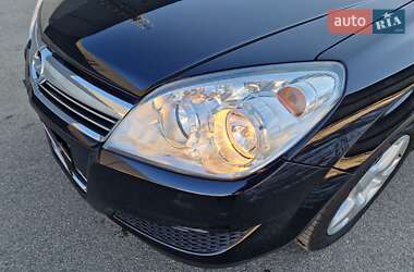 Универсал Opel Astra 2008 в Киеве