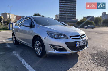 Універсал Opel Astra 2013 в Івано-Франківську