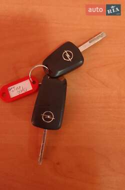 Универсал Opel Astra 2009 в 