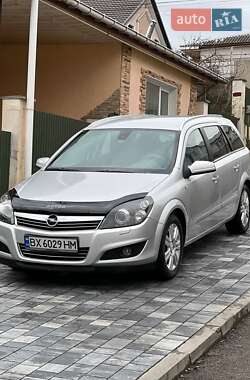 Універсал Opel Astra 2009 в Хмельницькому