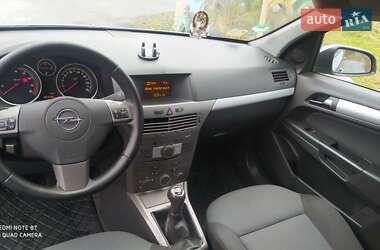 Універсал Opel Astra 2006 в Вінниці