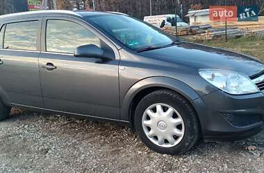 Універсал Opel Astra 2009 в Тернополі