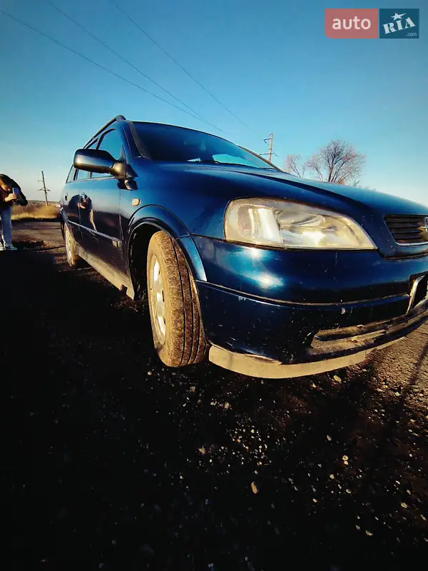 Opel Astra 2004