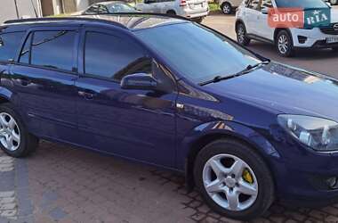 Универсал Opel Astra 2008 в 