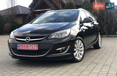 Универсал Opel Astra 2015 в Стрые