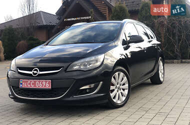 Универсал Opel Astra 2015 в Стрые