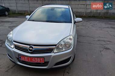 Універсал Opel Astra 2009 в Нововолинську