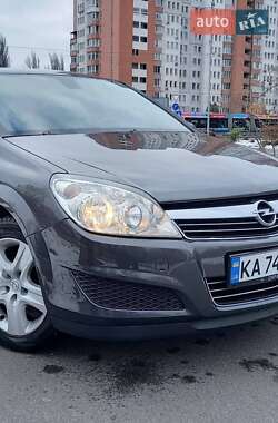 Хэтчбек Opel Astra 2009 в Киеве