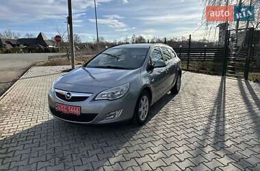 Універсал Opel Astra 2012 в Стрию