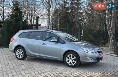 Універсал Opel Astra 2012 в Стрию