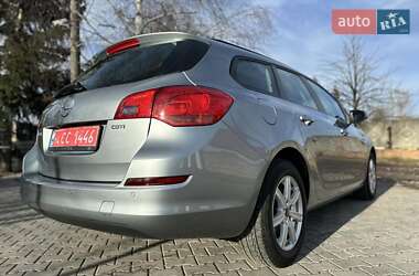 Універсал Opel Astra 2012 в Стрию