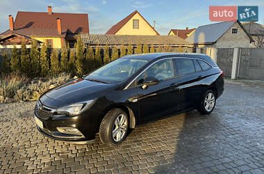 Универсал Opel Astra 2019 в Бродах