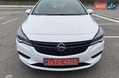 Универсал Opel Astra 2018 в Киеве