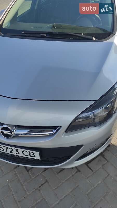 Универсал Opel Astra 2015 в Жвирке фото 4 Универсал Opel Astra 2015 в Жвирке