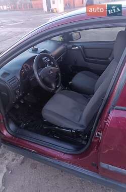 Седан Opel Astra 2006 в Снігурівці