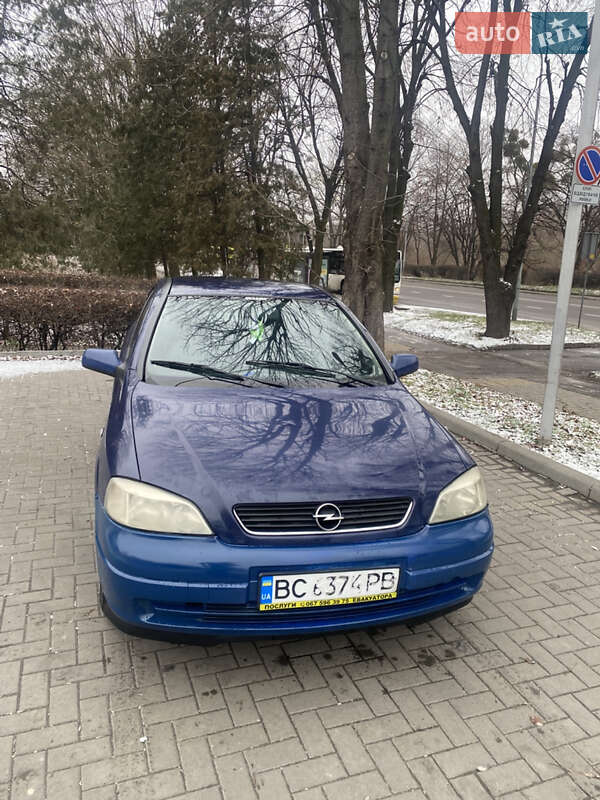 Хетчбек Opel Astra 2003 в Львові