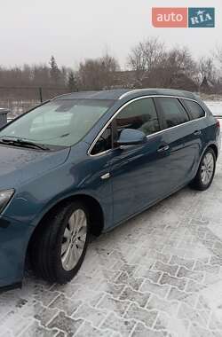 Универсал Opel Astra 2013 в Коломые