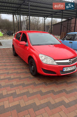 Хетчбек Opel Astra 2008 в Козелеці