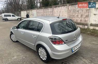 Хэтчбек Opel Astra 2009 в Христиновке