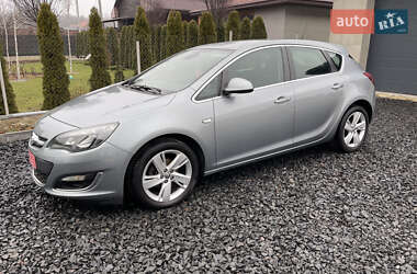 Хетчбек Opel Astra 2015 в Луцьку