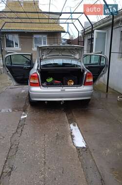 Седан Opel Astra 2007 в 