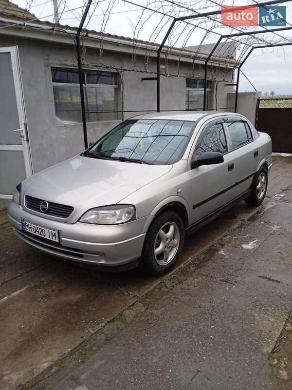 Седан Opel Astra 2007 в Татарбунарах