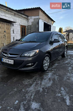 Універсал Opel Astra 2013 в Івано-Франково