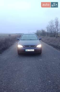 Седан Opel Astra 1999 в Сараті