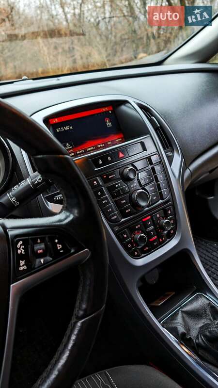 Универсал Opel Astra 2014 в Ужгороде фото 25 Универсал Opel Astra 2014 в Ужгороде