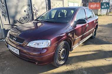 Седан Opel Astra 2006 в Новій Одесі