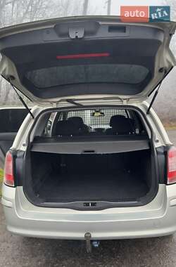 Универсал Opel Astra 2007 в 