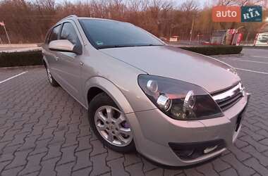 Универсал Opel Astra 2006 в 