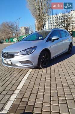 Универсал Opel Astra 2019 в 