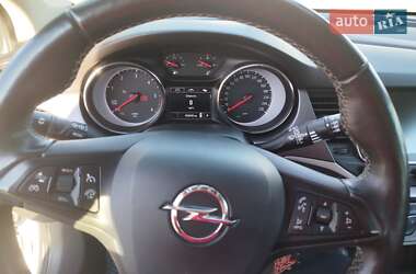 Универсал Opel Astra 2019 в 
