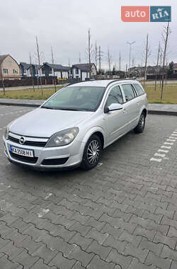 Универсал Opel Astra 2004 в Ирпене