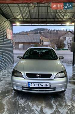 Седан Opel Astra 1999 в 