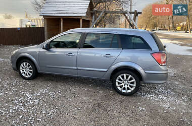 Універсал Opel Astra 2008 в Золотоноші