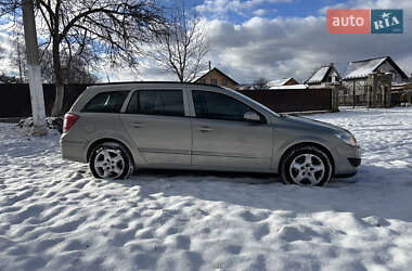 Універсал Opel Astra 2007 в Надвірній