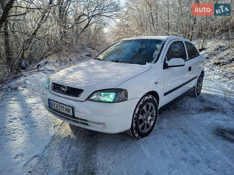 Хетчбек Opel Astra 2003 в Харкові