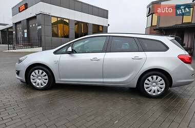 Универсал Opel Astra 2013 в Лубнах