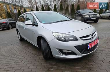 Универсал Opel Astra 2013 в Лубнах